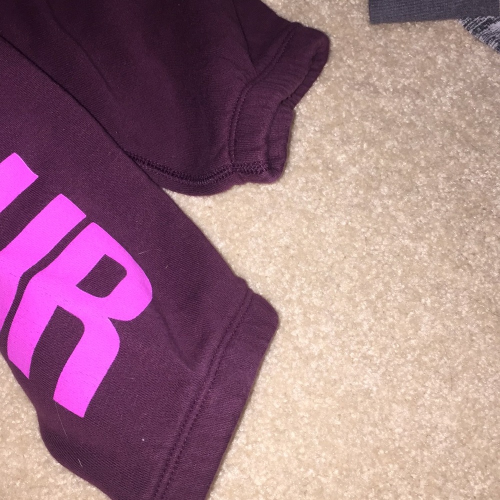 Underarmour sweatpants - Picture 4 of 6